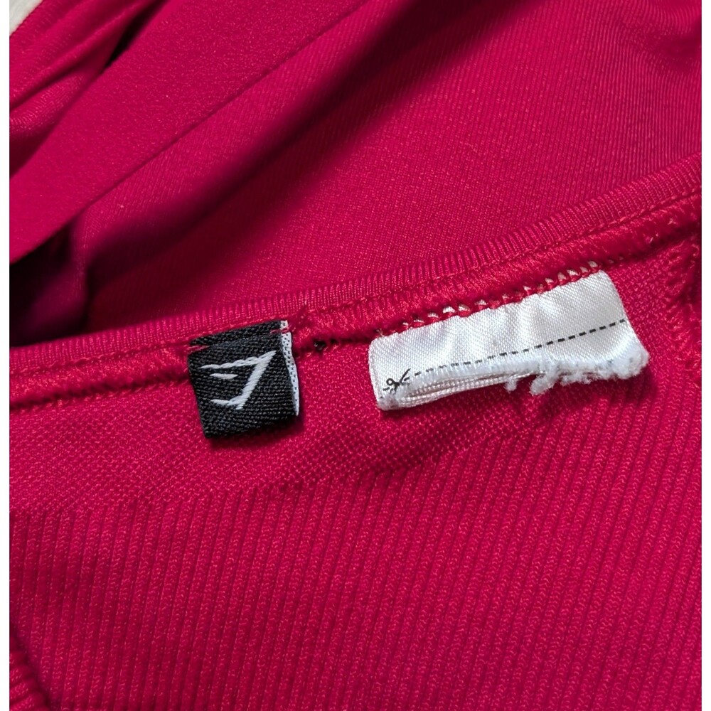 Gymshark Size XS Sweat Seamless Sports Bra 2.0 Light Support Punk Pink Stretch - Picture 9 of 10